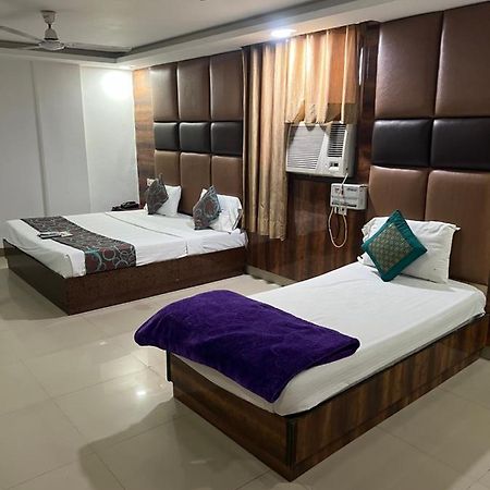 Hotel Le Mount Near Igi Airport Нью-Дели Экстерьер фото
