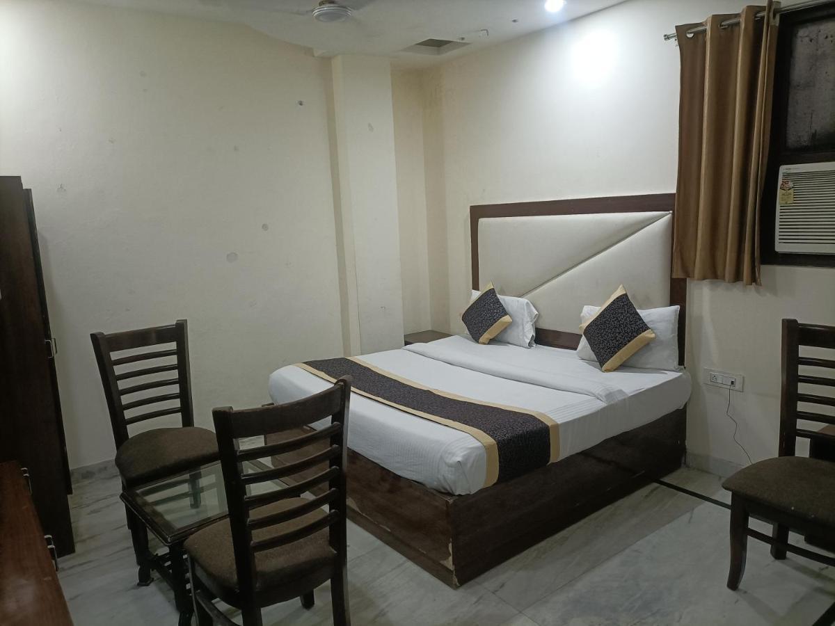 Hotel Le Mount Near Igi Airport Нью-Дели Экстерьер фото