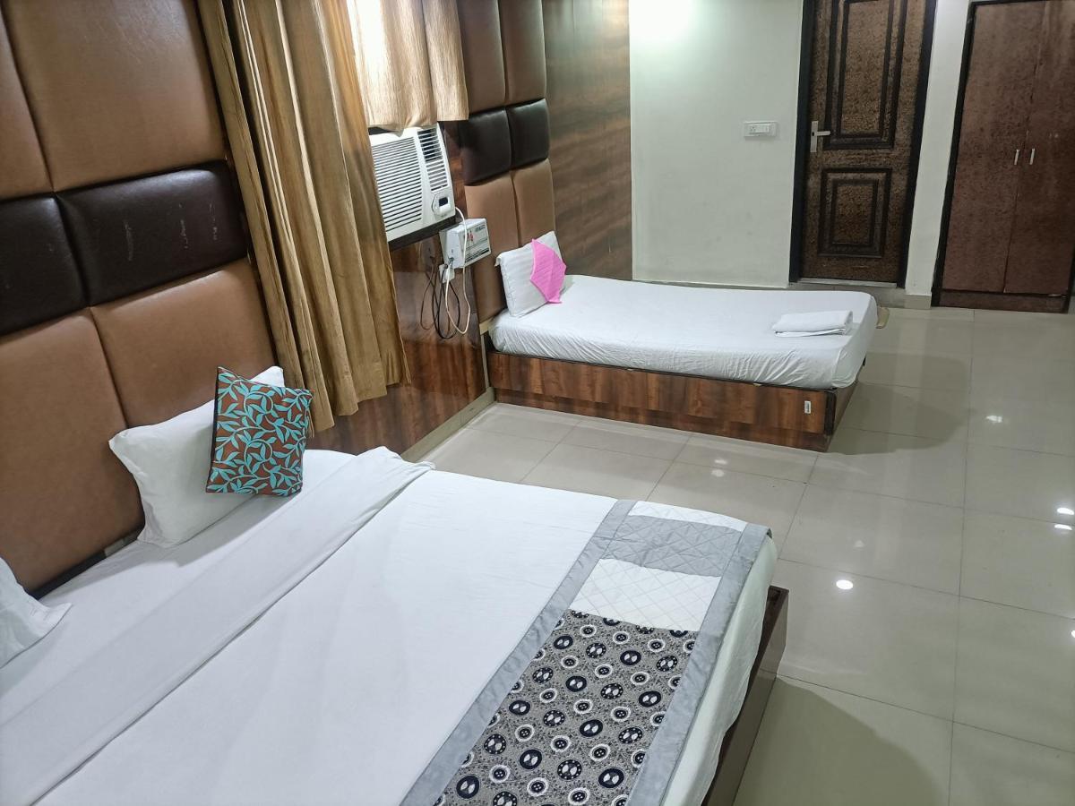 Hotel Le Mount Near Igi Airport Нью-Дели Экстерьер фото