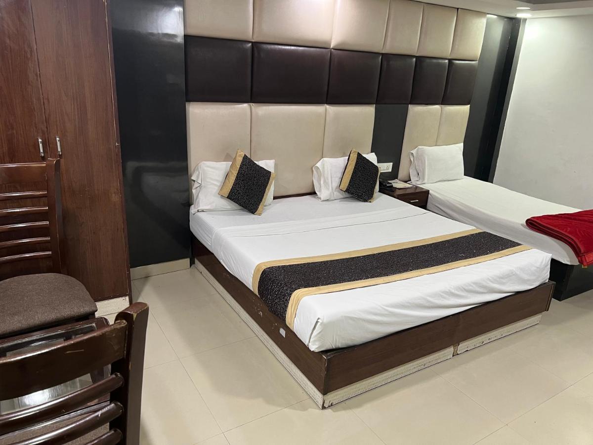 Hotel Le Mount Near Igi Airport Нью-Дели Экстерьер фото